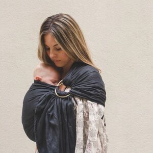 Sakura Bloom Black Linen Ring Sling